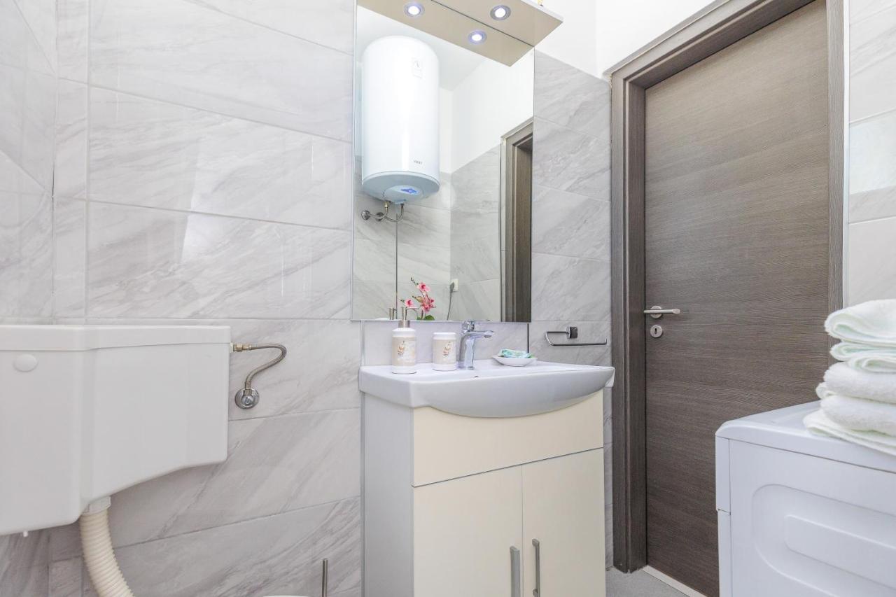 Apartment Ema Zadar Eksteriør billede